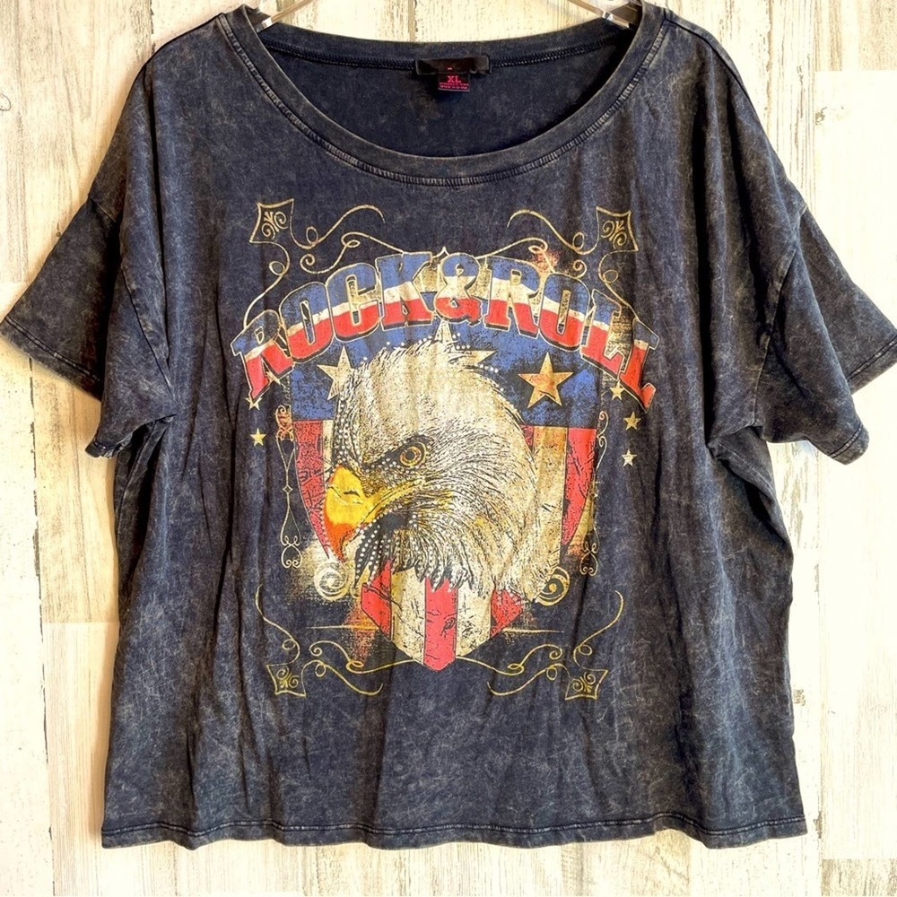 Vintage Eagle Rock & Roll T Shirt XL Black Distressed Wash Crystals Flag America